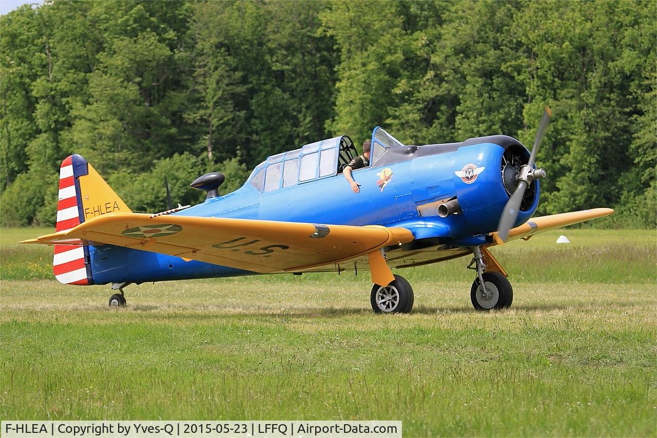 F-HLEA, North American T-6G Texan C/N 168-160, North American T-6G Texan, Taxiing, La Ferté-Alais airfield (LFFQ) Air show 2016