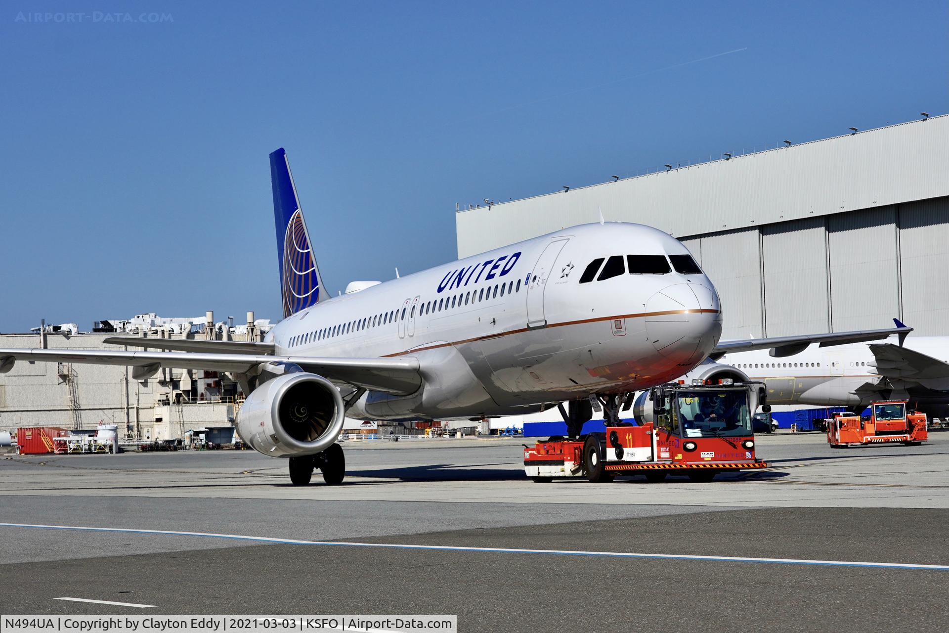 N494UA, 2002 Airbus A320-232 C/N 1840, SFO 2021.