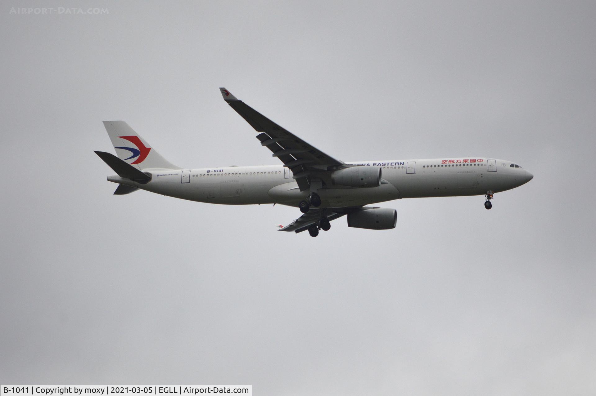 B-1041, 2018 Airbus A330-343E C/N 1842, Airbus A330-343E on finals to 9R London Heathrow.