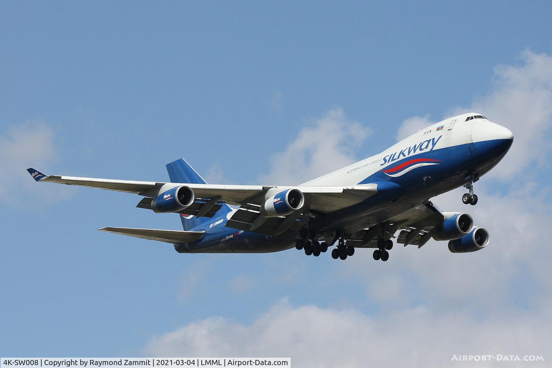 4K-SW008, 1999 Boeing 747-4R7F/SCD C/N 29732, B747 4K-SW008 Silkway West Airlines