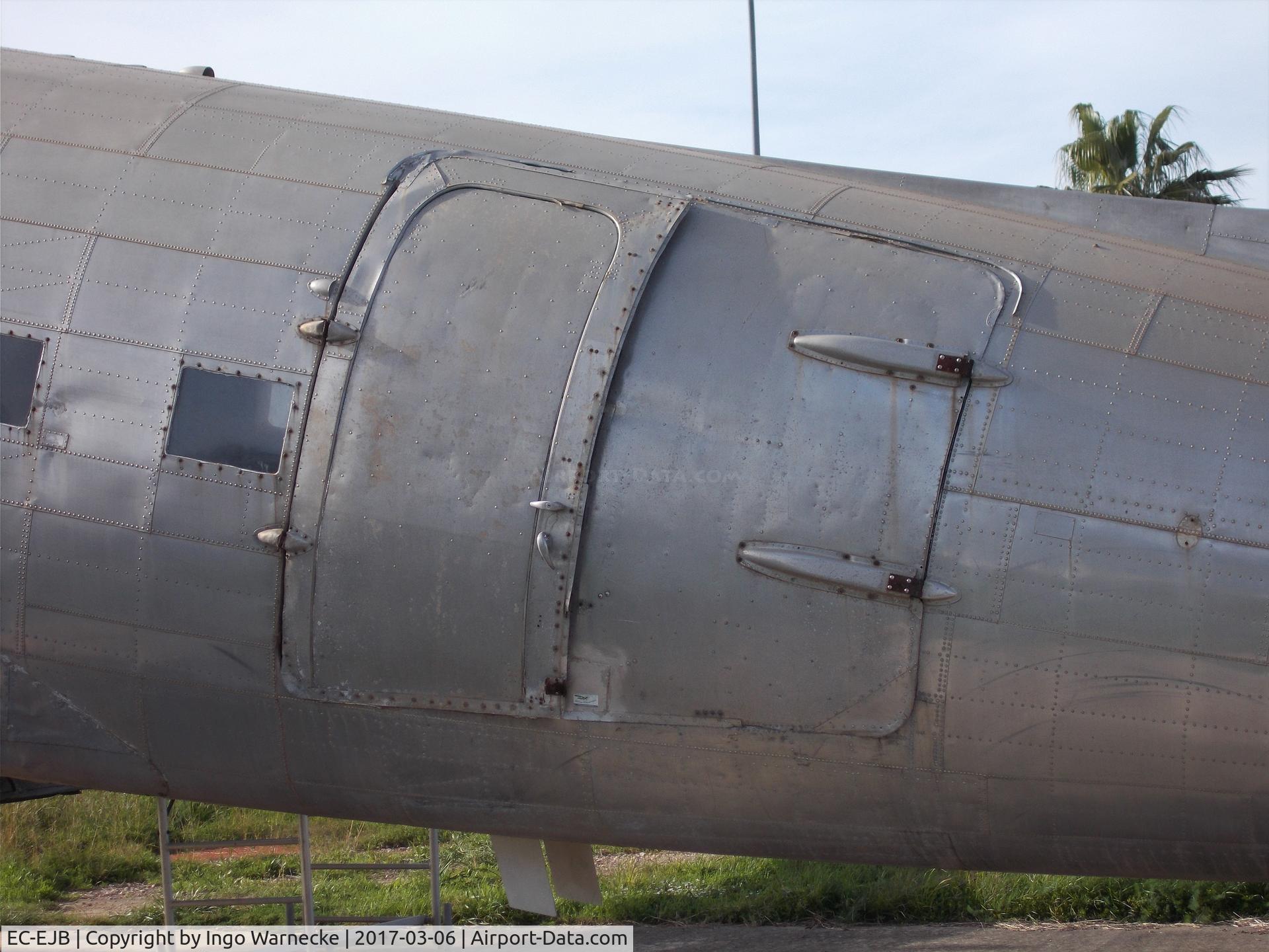 EC-EJB, 1942 Douglas C-47 C/N 4479, Douglas C-47B Skytrain (DC-3, minus port engine, cowling and prop) displayed at Mallorca's Son Bonet airport