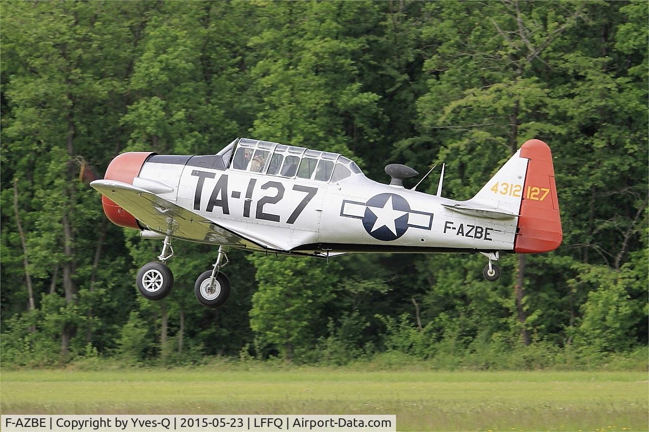 F-AZBE, North American AT-6C Harvard IIA C/N 88-12127, North American AT-6C Harvard IIA, Take off, La Ferté-Alais airfield (LFFQ) Airshow 2016