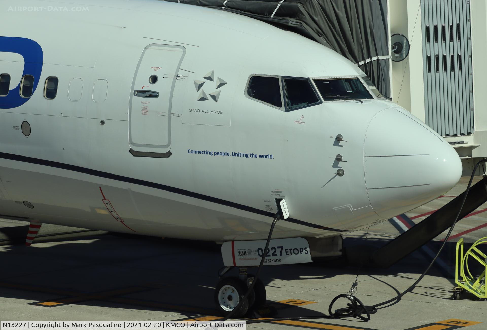 N13227, 1999 Boeing 737-824 C/N 28788, Boeing 737-824