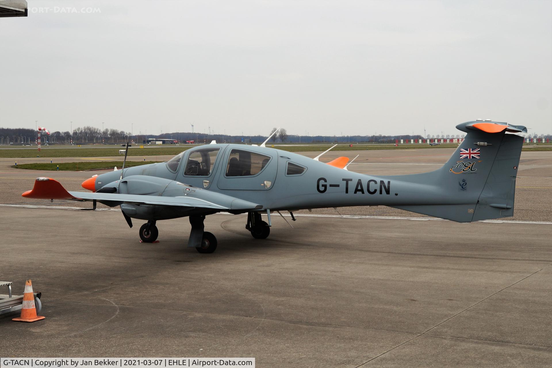 G-TACN, 2017 Diamond DA-62 C/N 62.044, Lelystad Airport