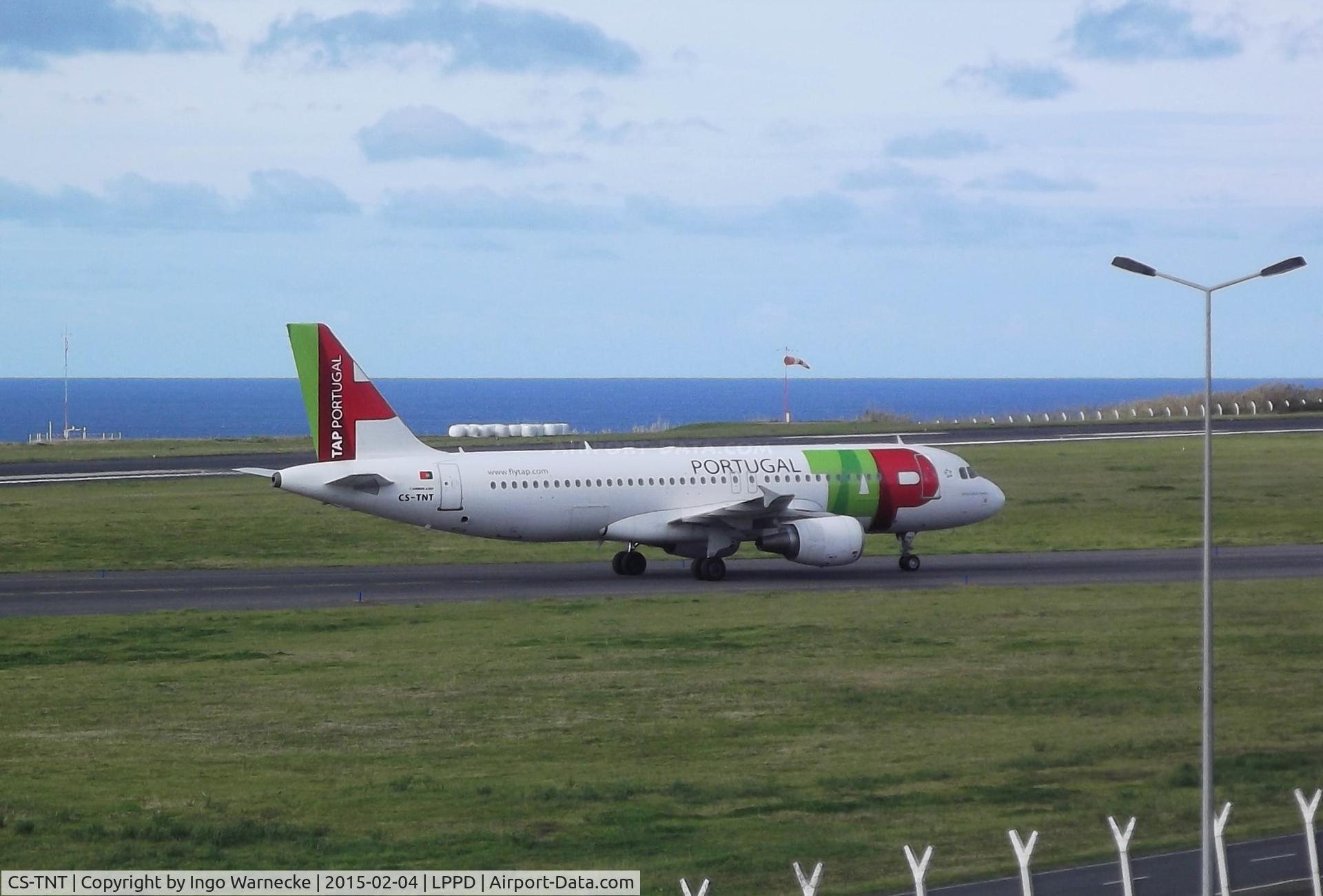 CS-TNT, 2009 Airbus A320-214 C/N 4095, Airbus A320-214 of TAP at Ponta Delgada Airport, Sao Miguel / Azores