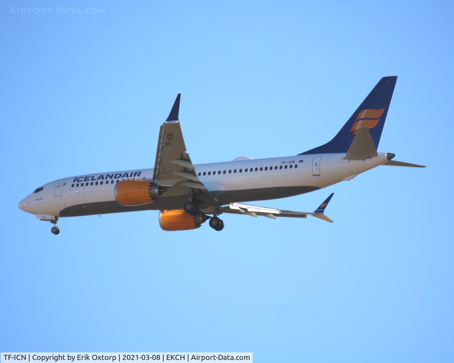 TF-ICN, 2019 Boeing 737-8 MAX C/N 44356, TF-ICN landing rw 04R