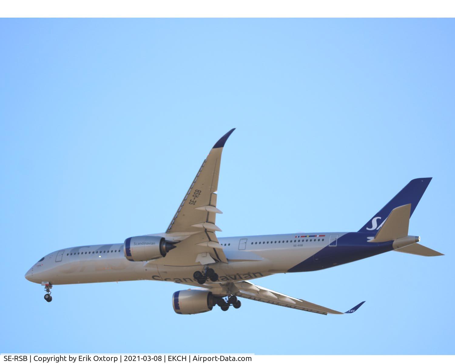 SE-RSB, 2019 Airbus A350-941 C/N 378, SE-RSB landing rw 04R