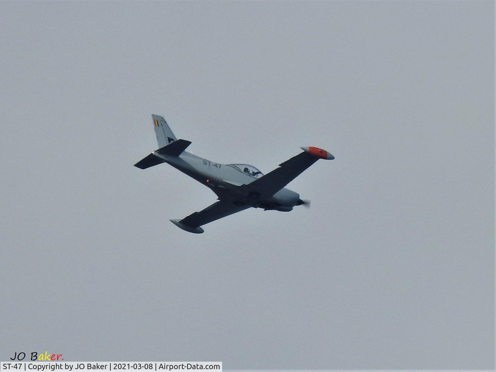 ST-47, SIAI-Marchetti SF-260D C/N 847, Au dessus des barrages de l'eau d'heure