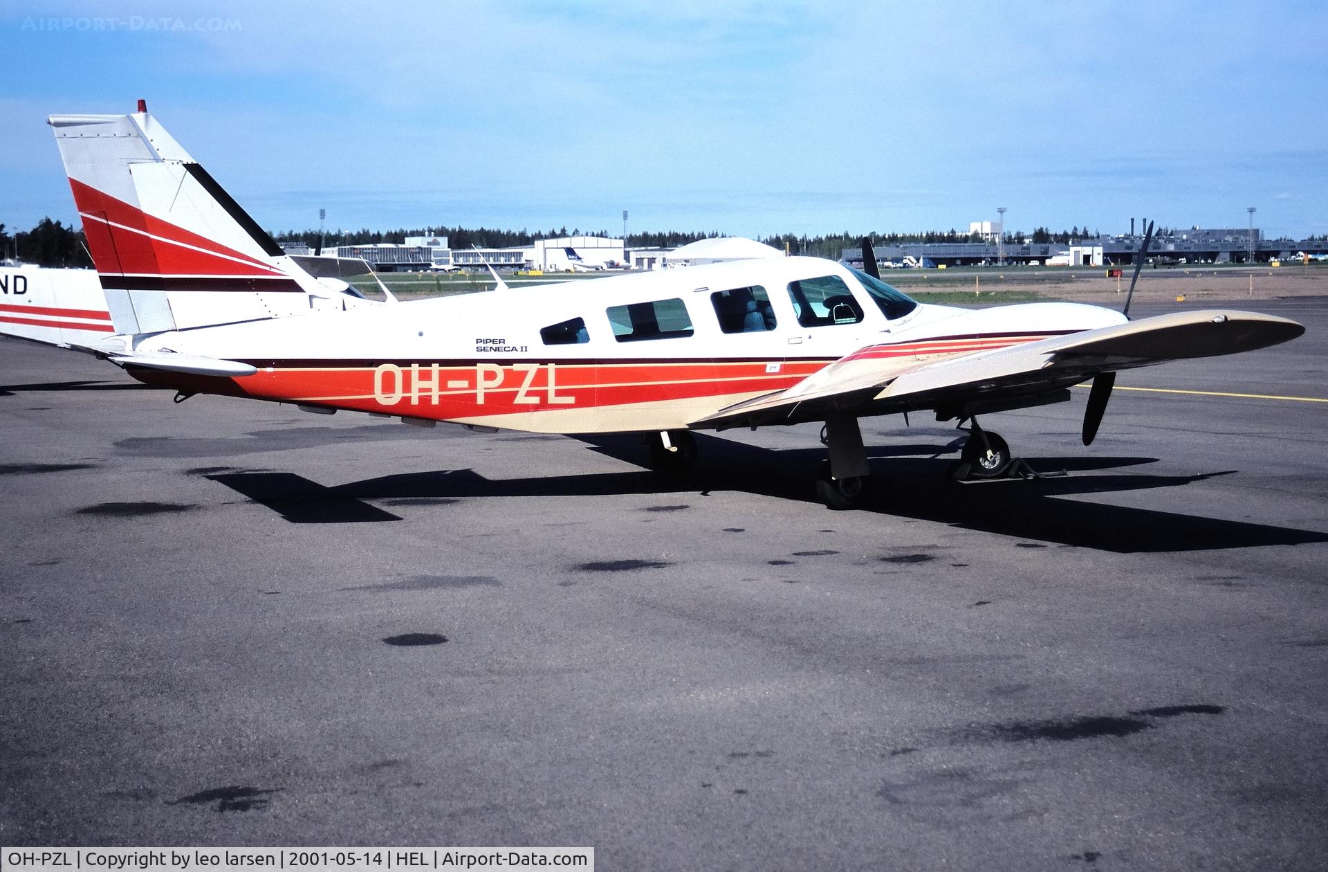 OH-PZL, 1979 Piper PA-34-200T Seneca II C/N 34-7970047, Helsinki 14.5.2001