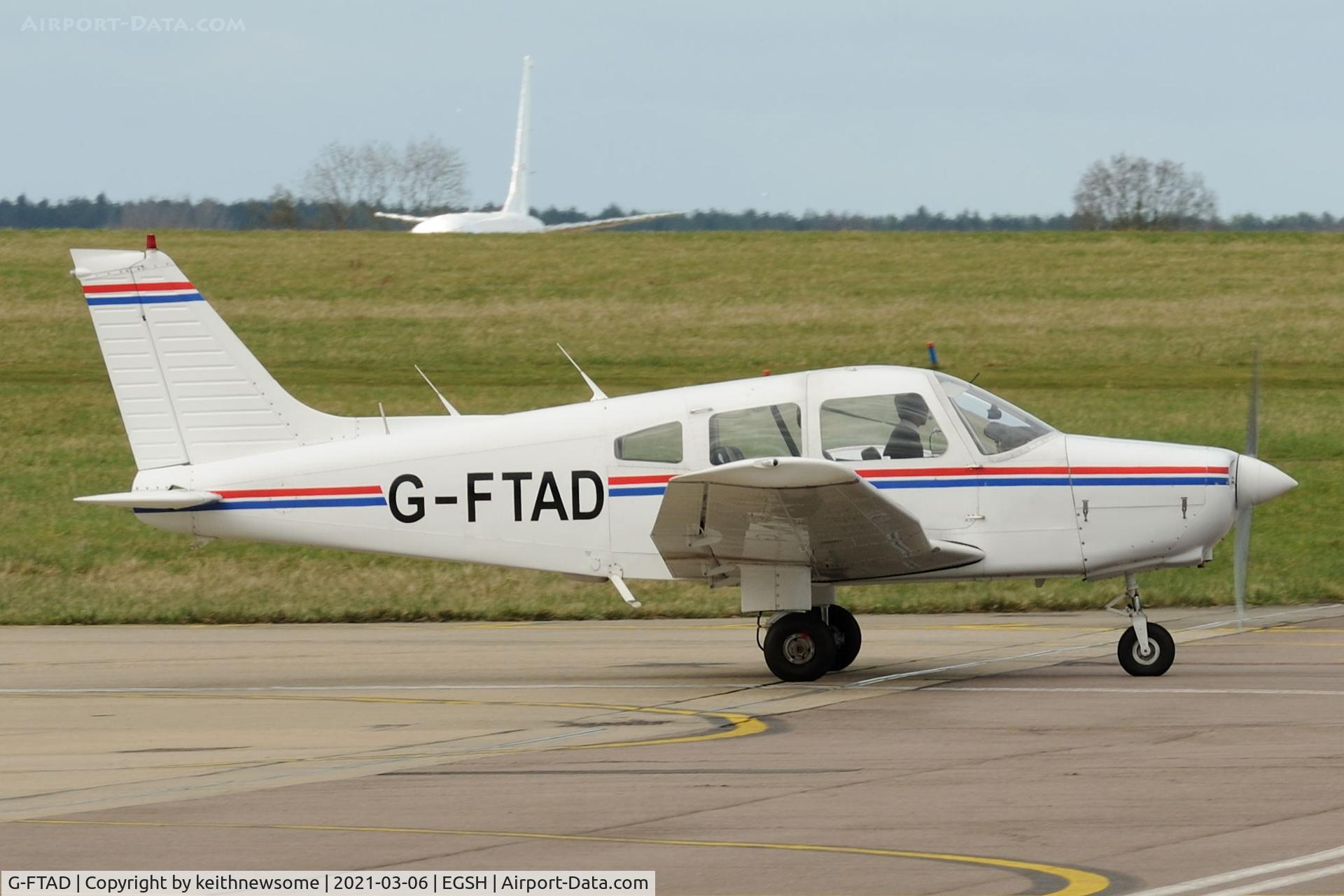 G-FTAD, 1980 Piper PA-28-161 Warrior II C/N 28-8016323, Leaving Norwich.
