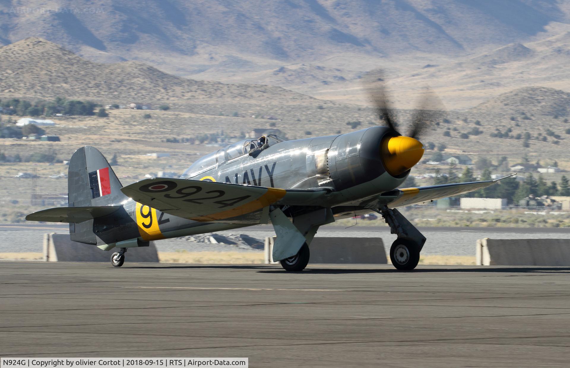 N924G, 1954 Hawker Sea Fury T.20 C/N ES.8502, 2018 air races