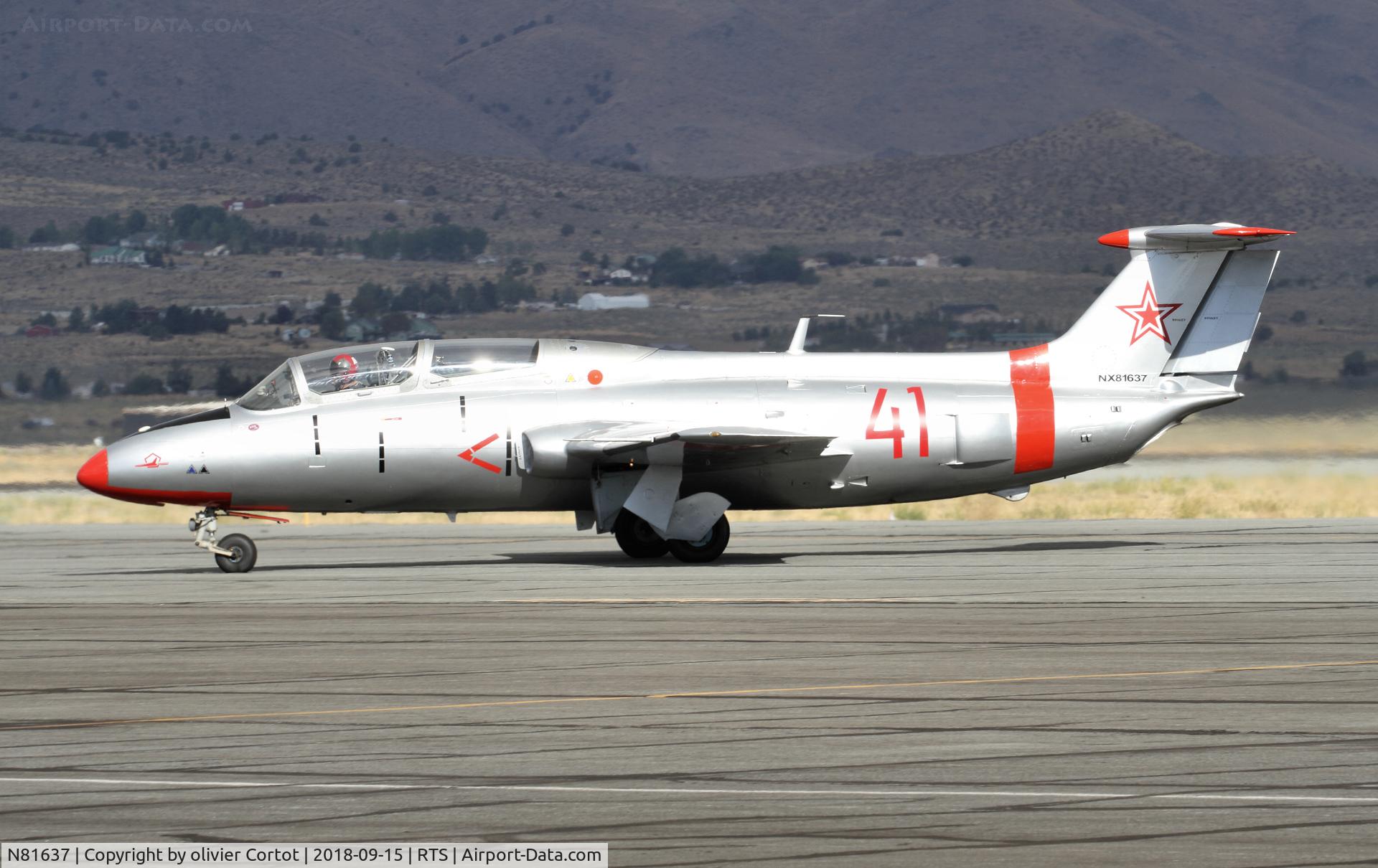 N81637, 1966 Aero L-29 Delfin C/N 591627, with the sun, in 2018