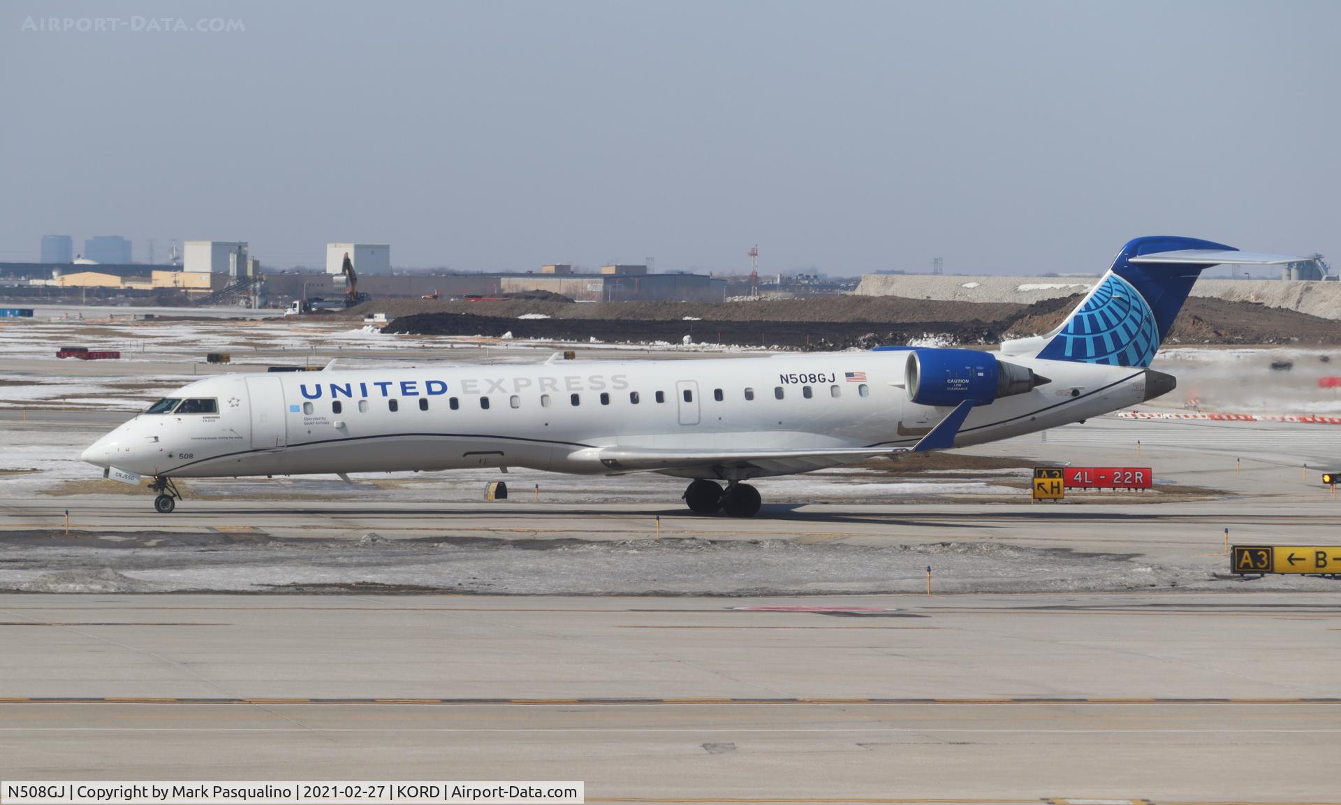 N508GJ, 2002 Bombardier CRJ-701 (CL-600-2C10) C/N 10045, CL-600-2C10