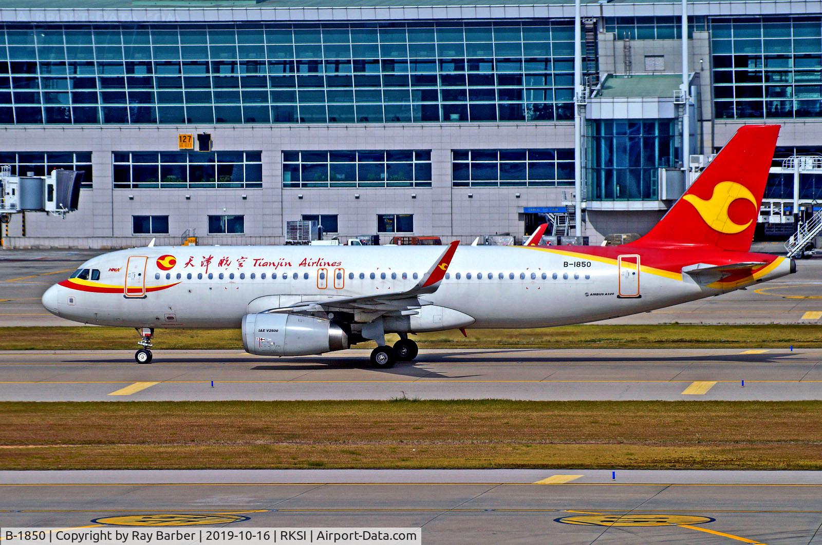 B-1850, 2013 Airbus A320-232SL C/N 5928, B-1850   Airbus A320-232SL [5928] (Tianjin Airlines) Seoul-Incheon Int'l~HL 16/10/2019