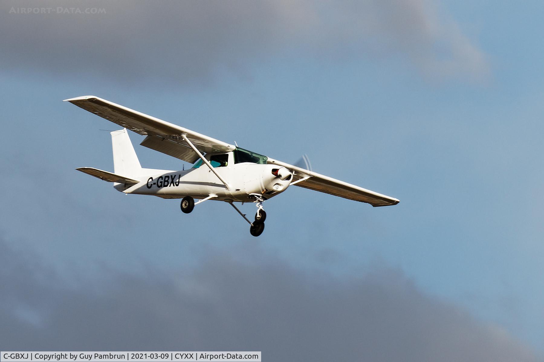 C-GBXJ, 1979 Cessna 152 C/N 15283949, Landing on 19