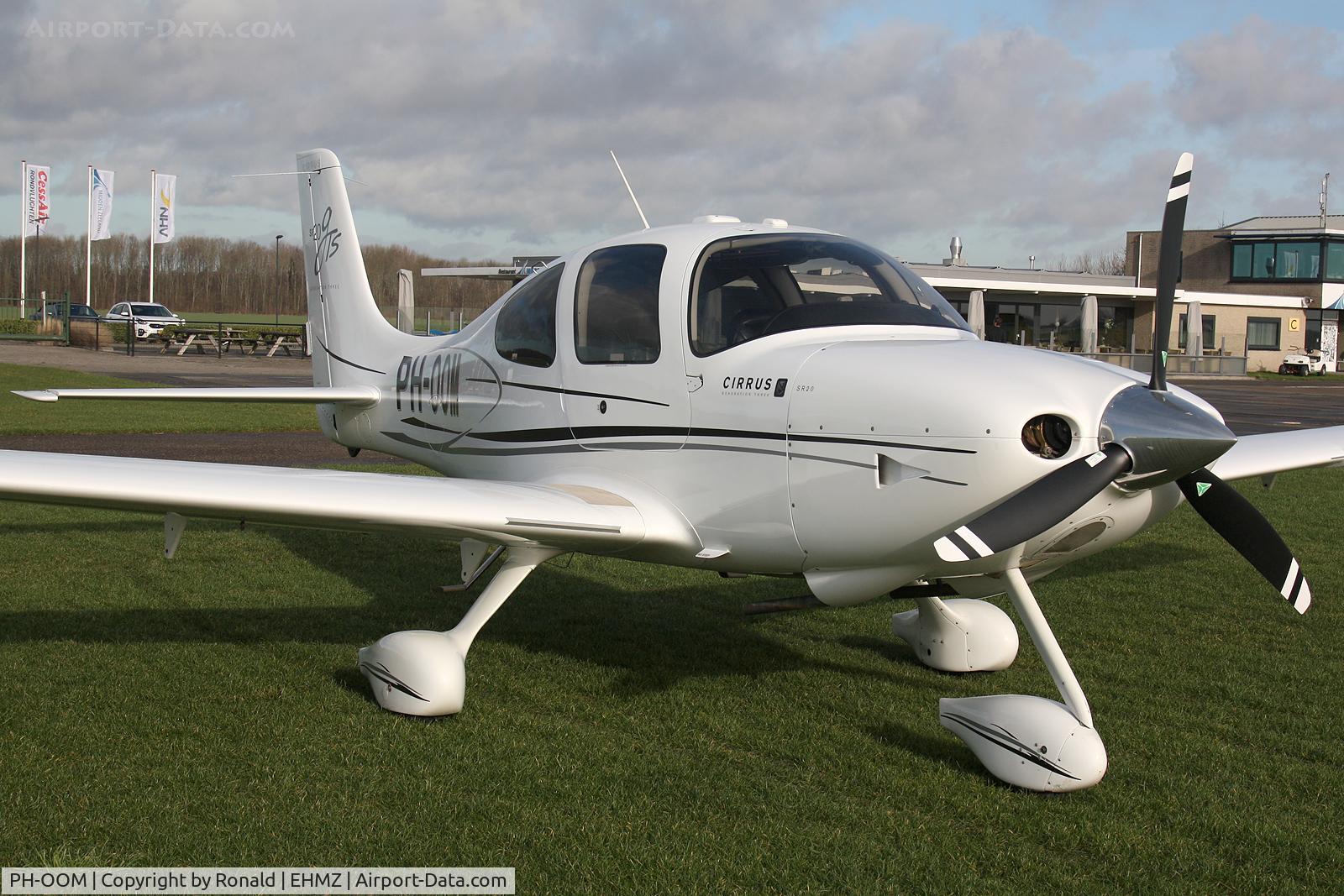 PH-OOM, 2008 Cirrus SR20 G3 GTS C/N 1977, at ehmz