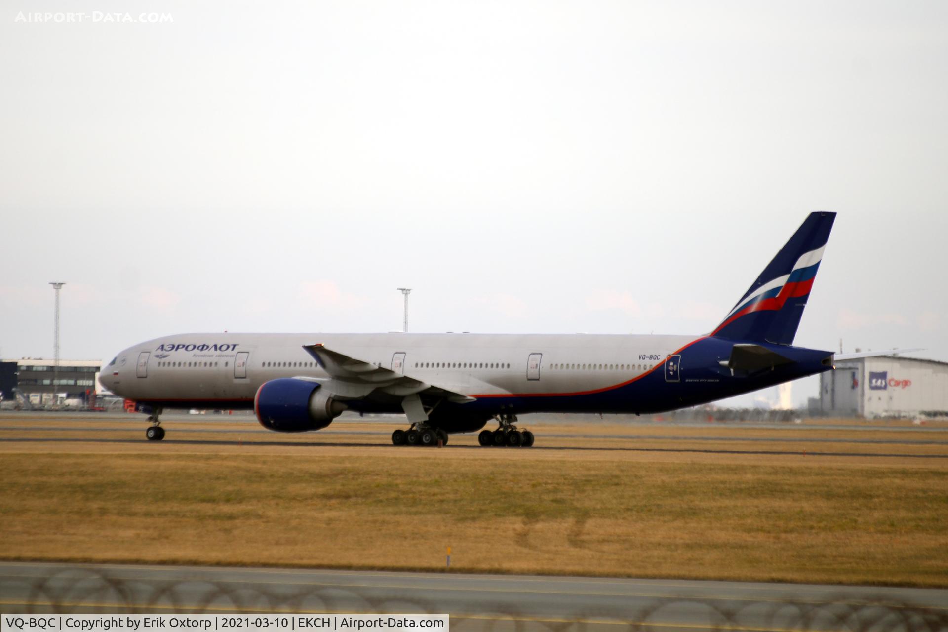VQ-BQC, 2014 Boeing 777-3M0/ER C/N 41688, VQ-BQC landed rw 22L