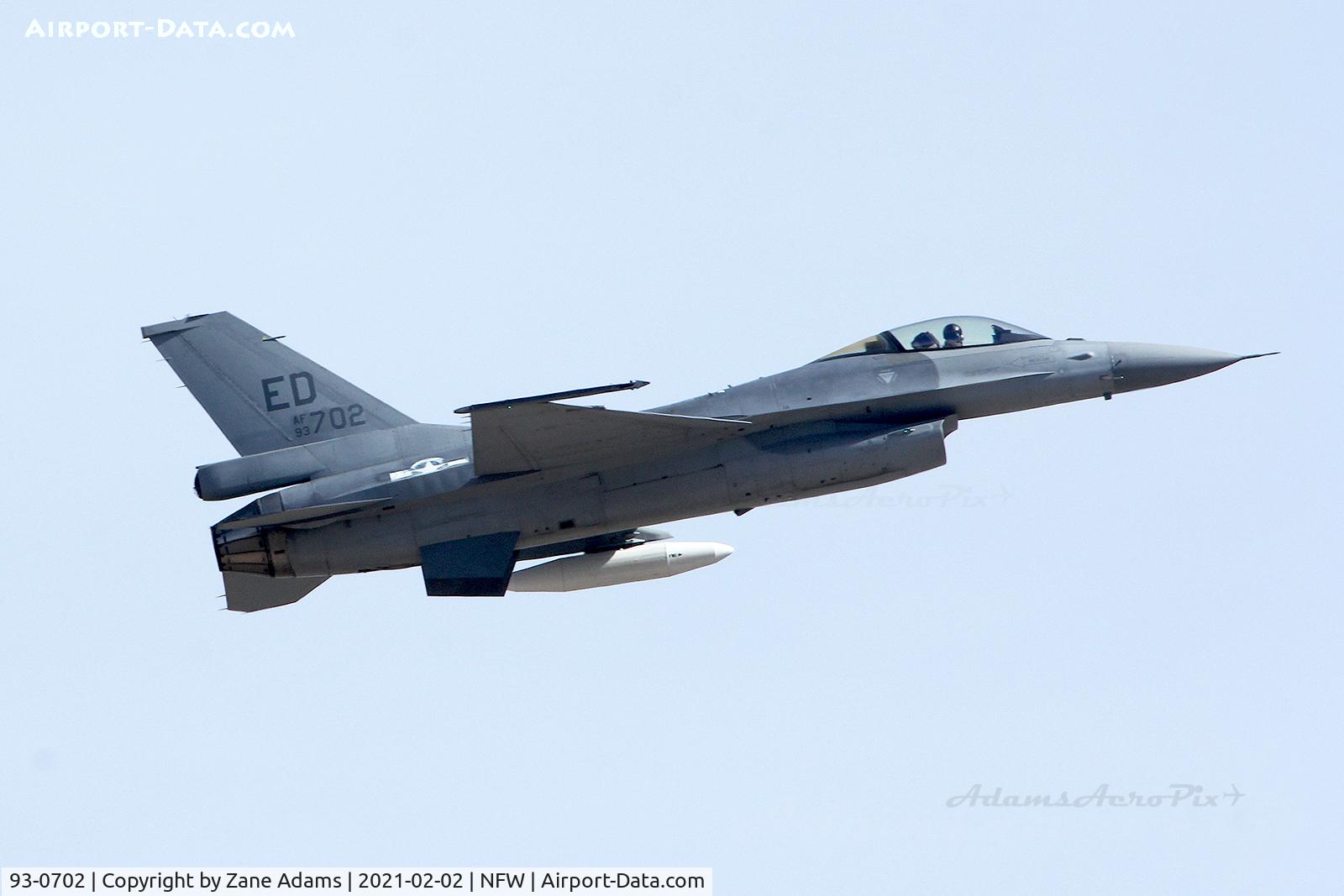 93-0702, 1993 Lockheed Martin F-16A Block 20 C/N 6601, Departing NAS Fort Worth