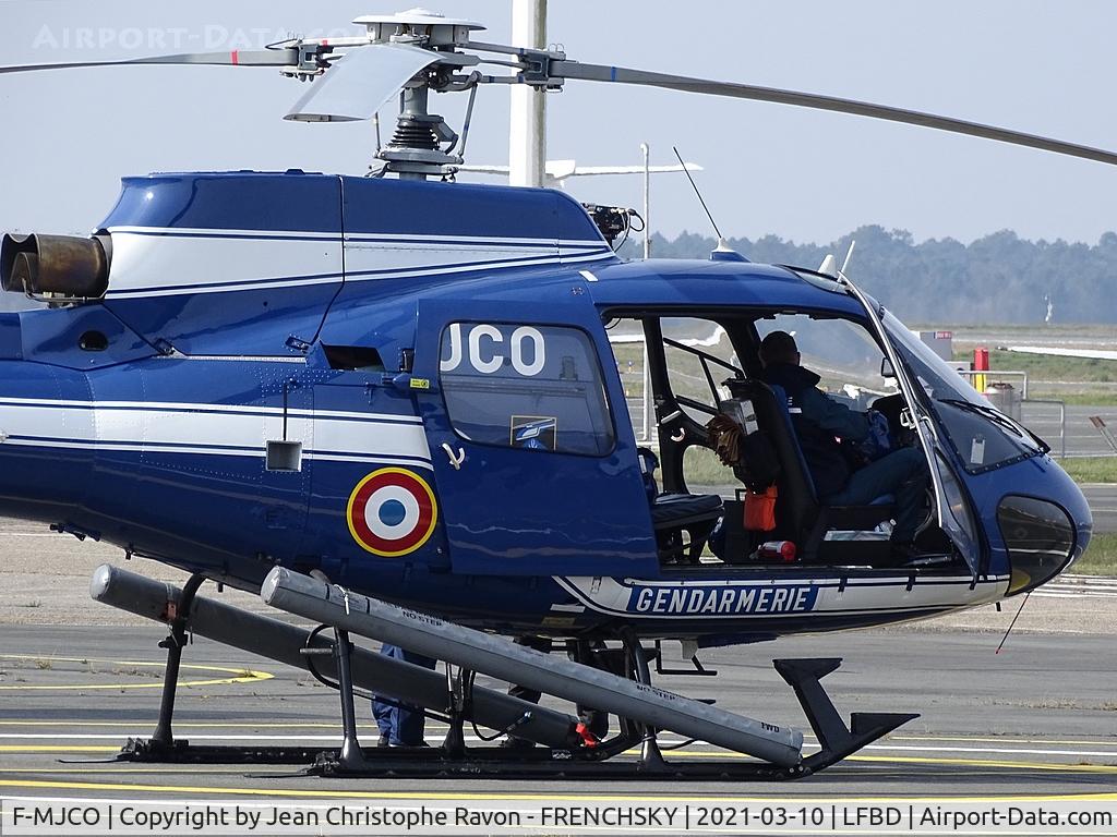 F-MJCO, 1997 Aerospatiale AS-350B Ecureuil C/N 1917, France Gendarmerie
