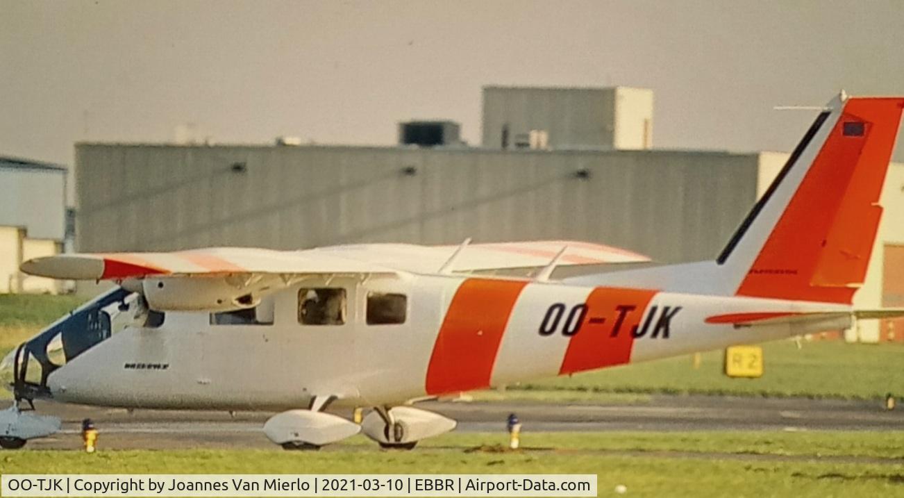 OO-TJK, 1986 Partenavia P-68B Observer C/N 372-28-OB, scan from slide