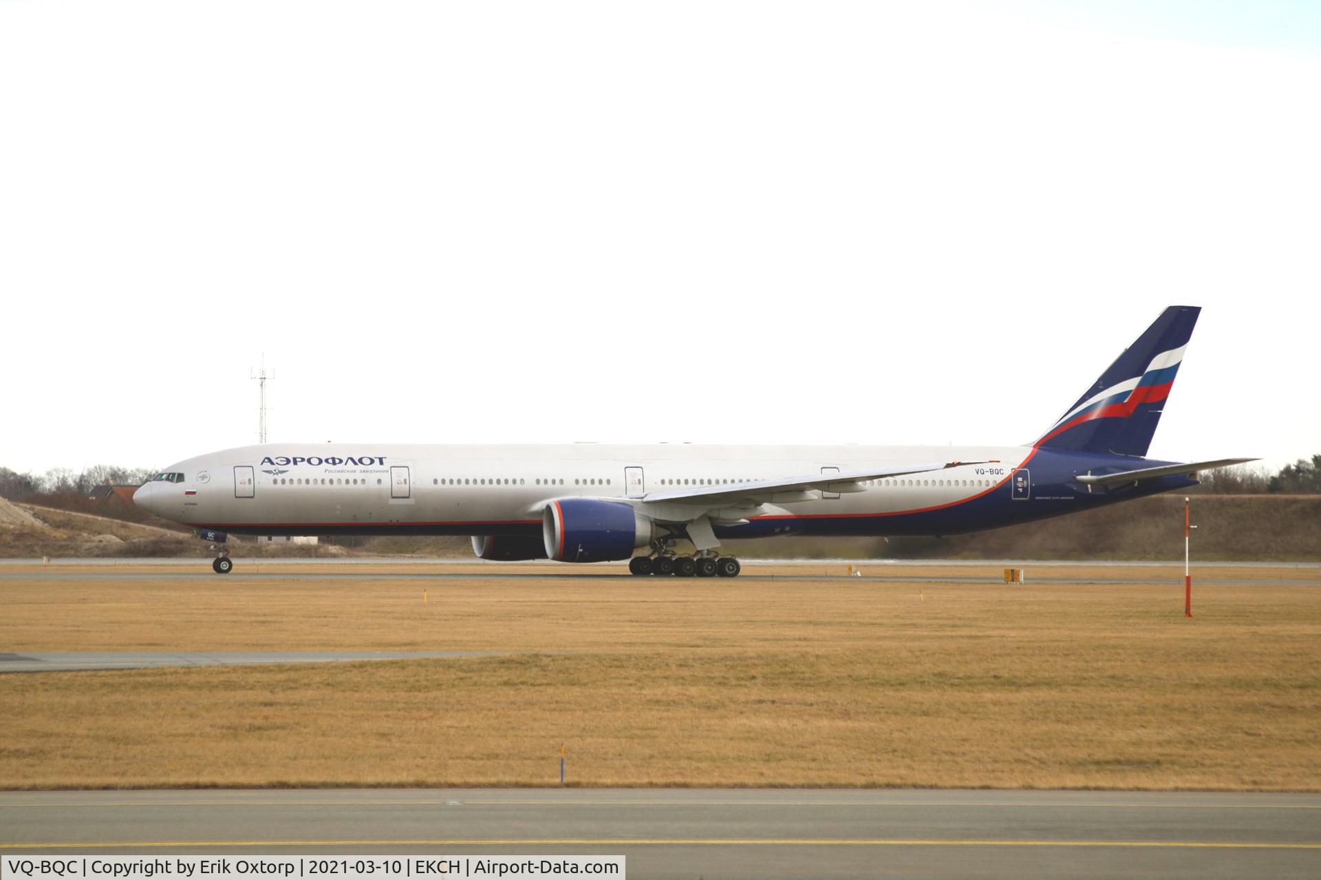 VQ-BQC, 2014 Boeing 777-3M0/ER C/N 41688, VQ-BQC landed rw 22L