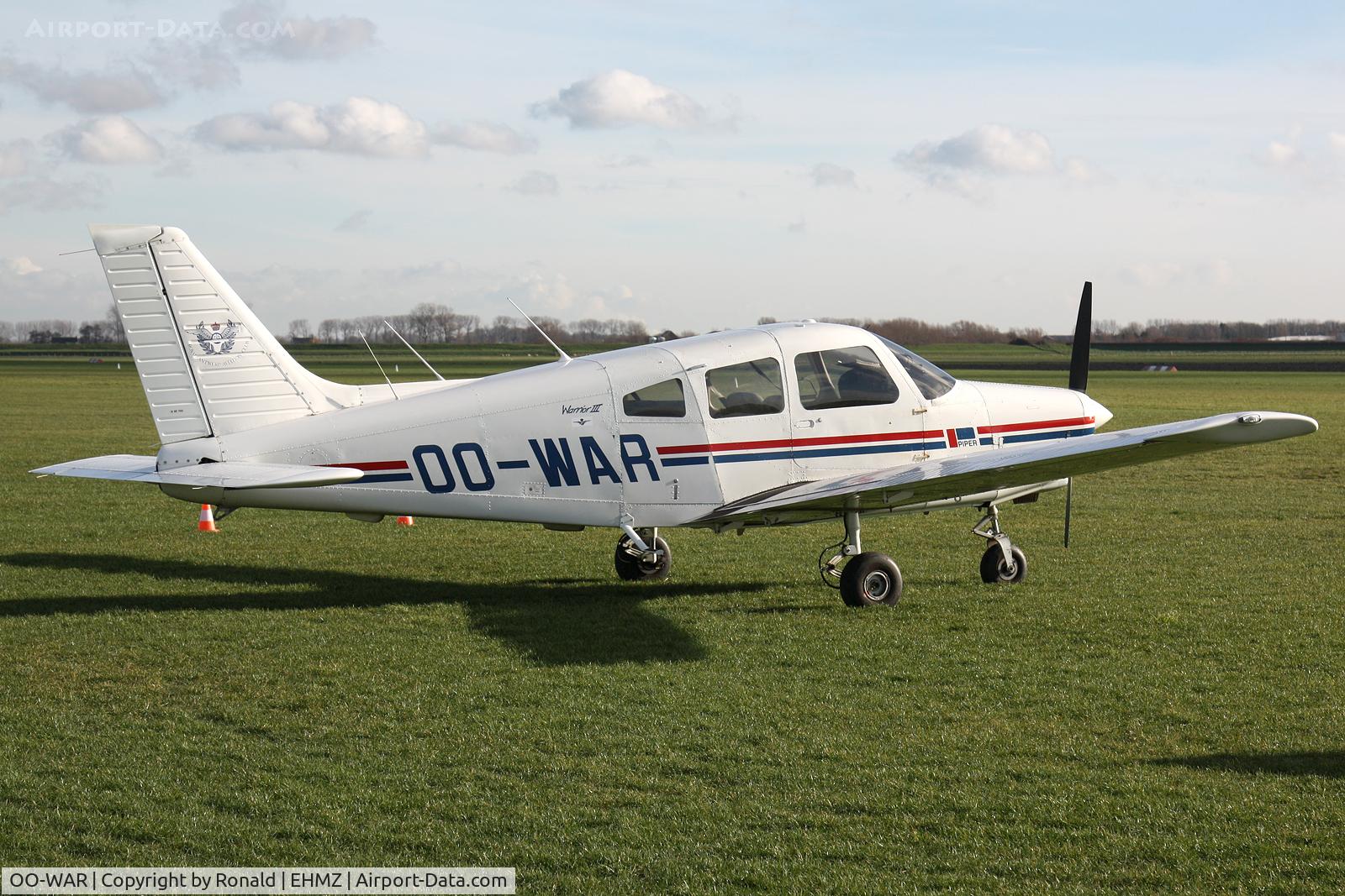 OO-WAR, Piper PA-28-161 Warrior III C/N 28-16112, at ehmz