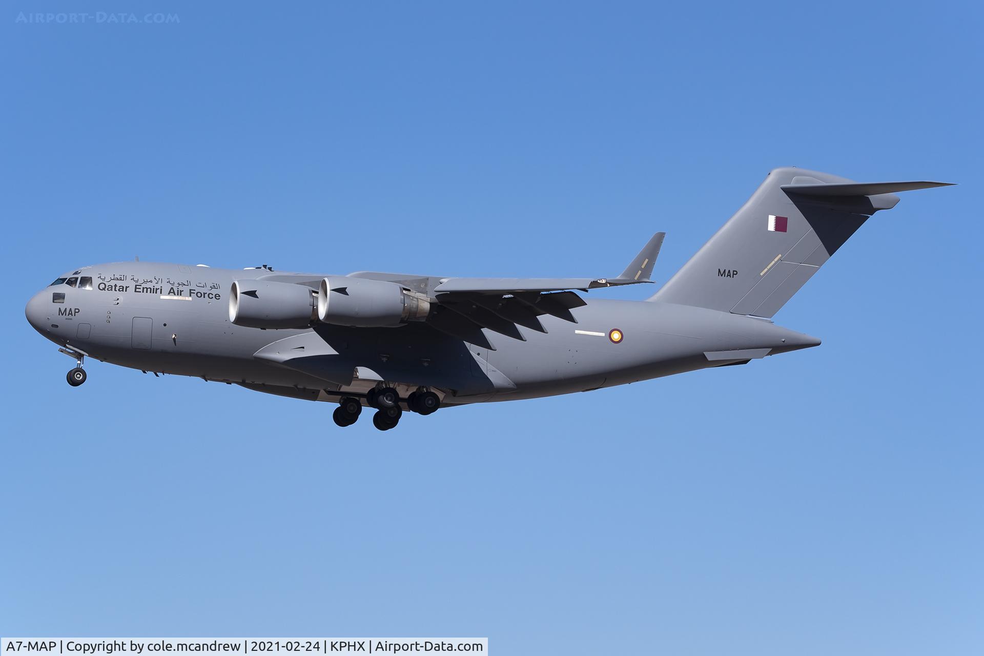 A7-MAP, 2016 Boeing C-17A Globemaster III C/N F-279, LHOB240 coming in to pick up 2 brand  new AH64Es from Boeing