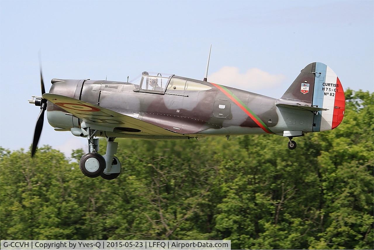 G-CCVH, 1939 Curtiss H-75A-1 C/N 12881, Curtiss H-75A-1, Take off, La Ferté-Alais airfield (LFFQ) Airshow 2015