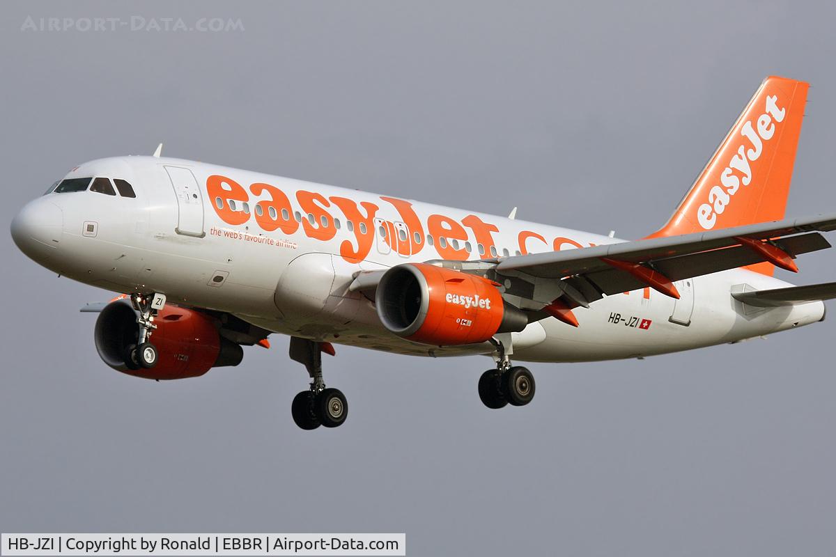 HB-JZI, 2004 Airbus A319-111 C/N 2245, at bru