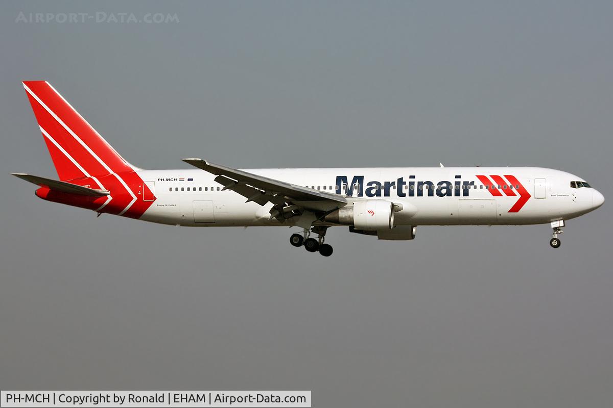 PH-MCH, 1990 Boeing 767-31A/ER C/N 24429, at spl