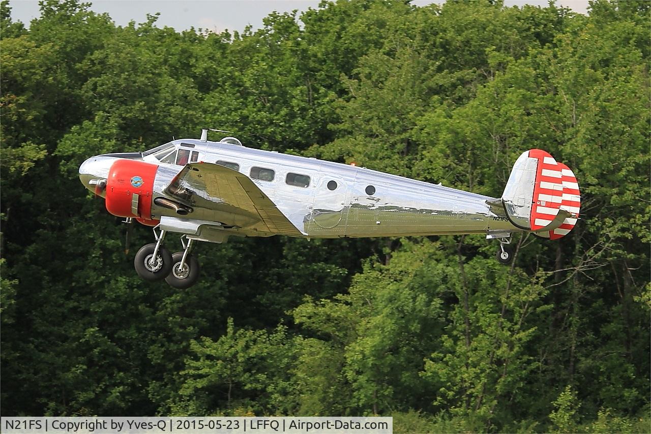 N21FS, 1952 Beech Expeditor 3NM C/N CA-138, Beech 3NM, Take off, La Ferté-Alais (LFFQ) Air show 2015