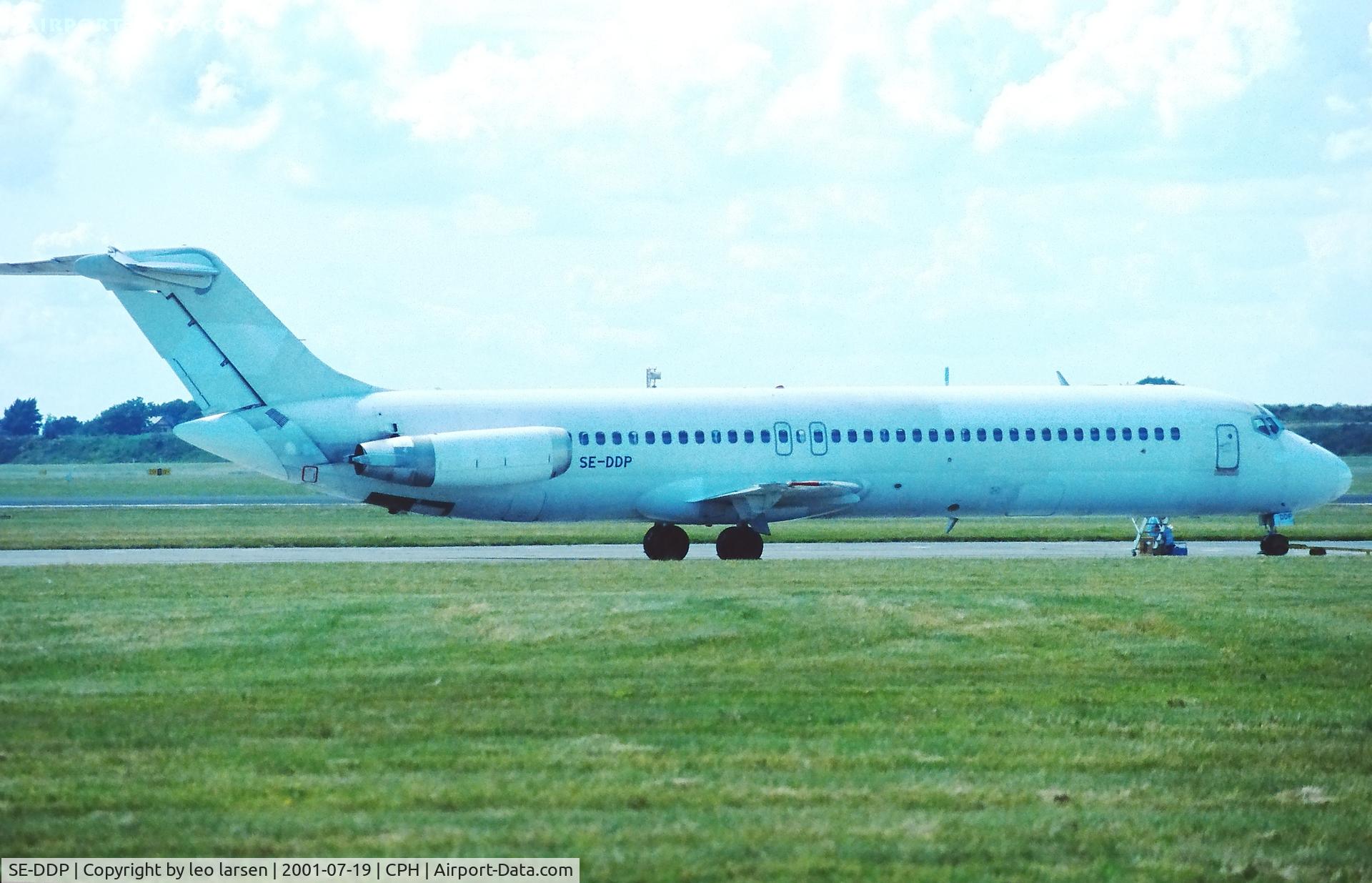 SE-DDP, 1976 Douglas DC-9-41 C/N 47747, Copenhagen 19.7.2001