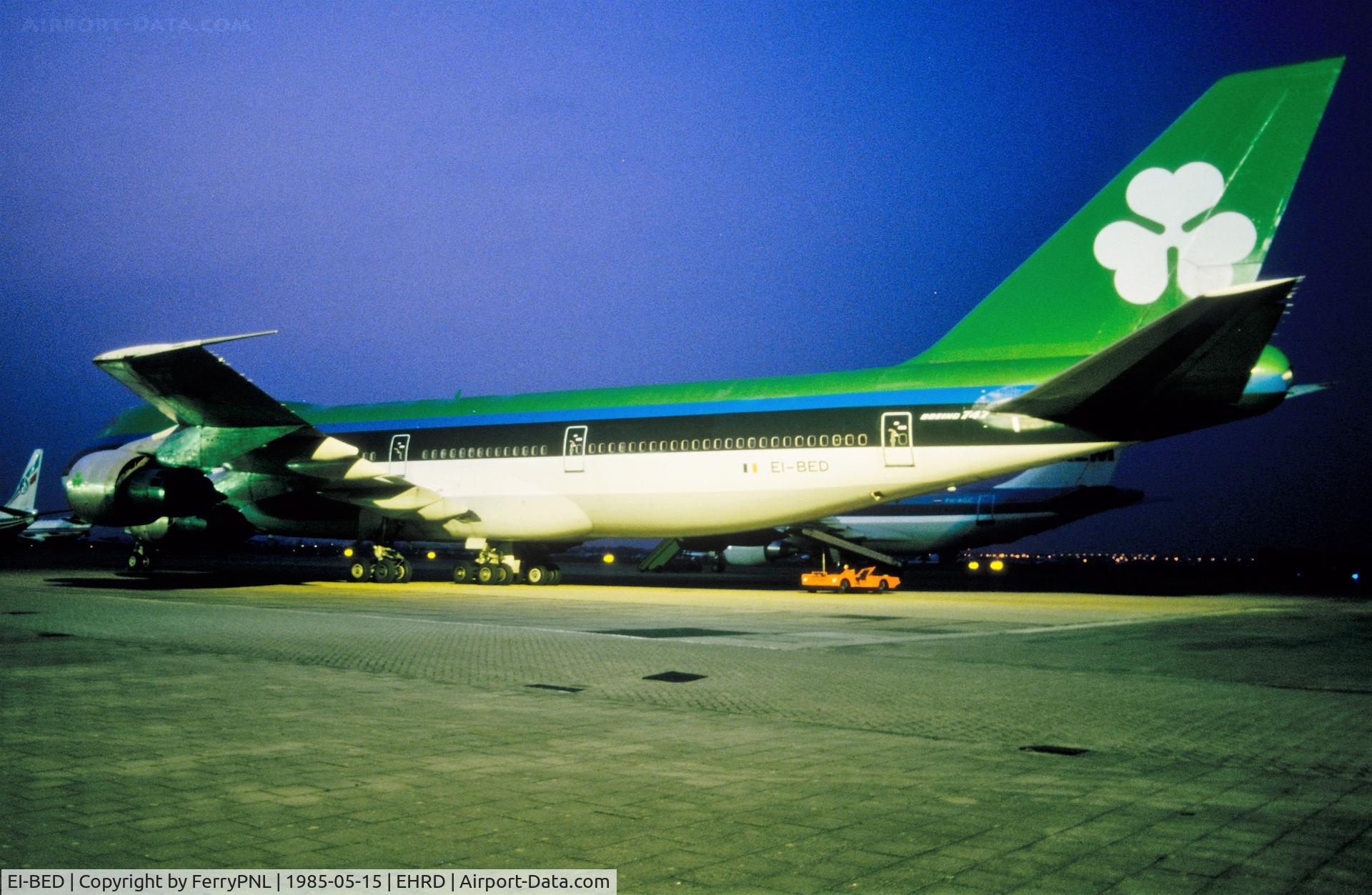 EI-BED, 1970 Boeing 747-130 C/N 19748, Aer Lingus in RTM with football supporters