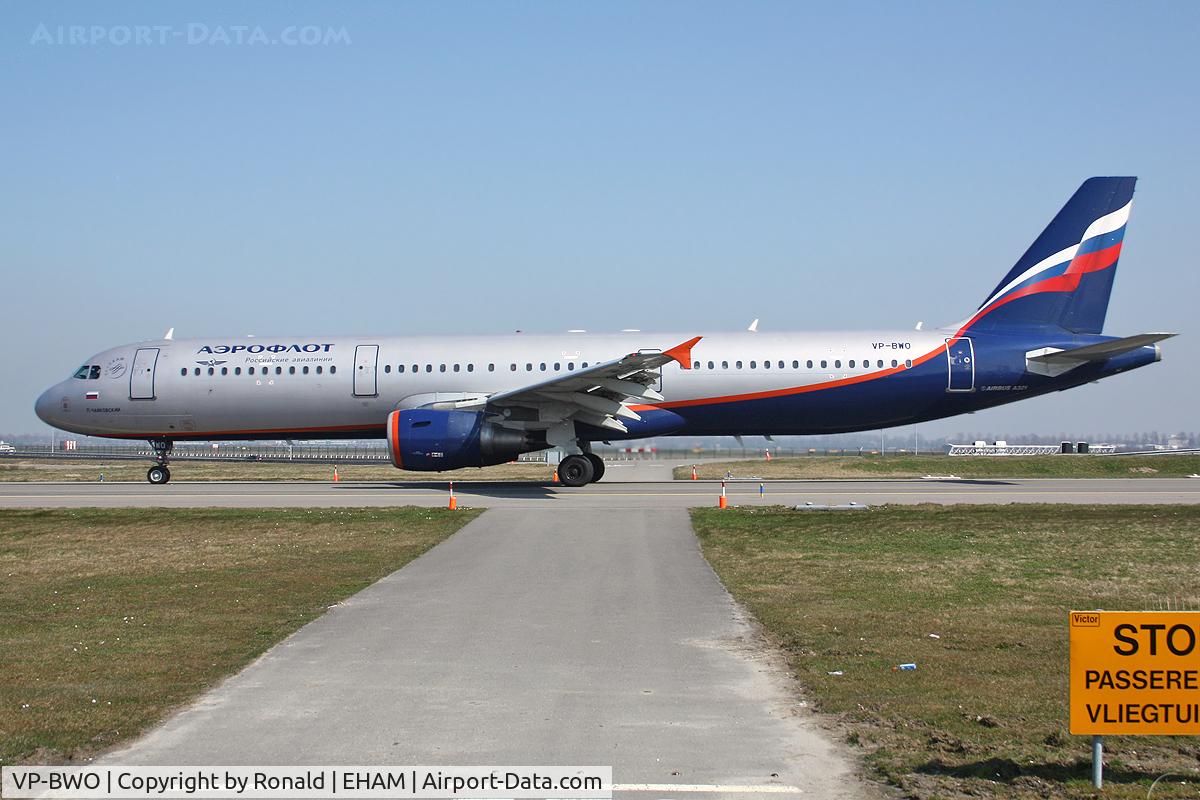 VP-BWO, 2004 Airbus A321-211 C/N 2337, at spl