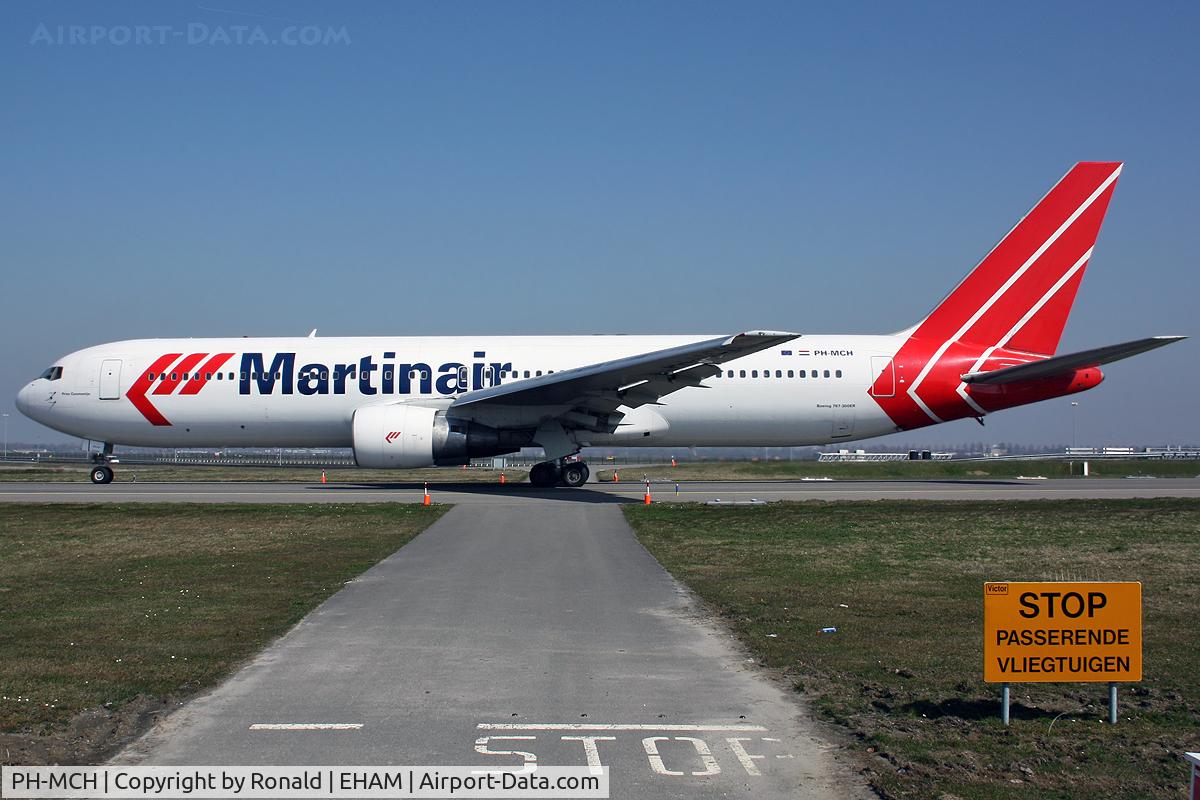 PH-MCH, 1990 Boeing 767-31A/ER C/N 24429, at spl