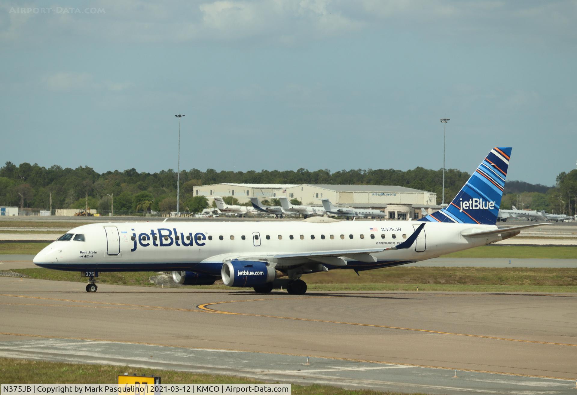 N375JB, 2013 Embraer 195AR (ERJ-190-200IGW) C/N 19000637, ERJ-190-100IGW