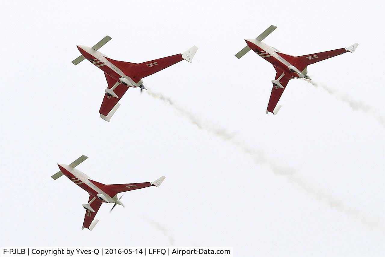 F-PJLB, Rutan Long-EZ C/N 1344, Rutan Long-EZ, Reva aerobatic team, On display, La Ferté-Alais (LFFQ) air show 2016