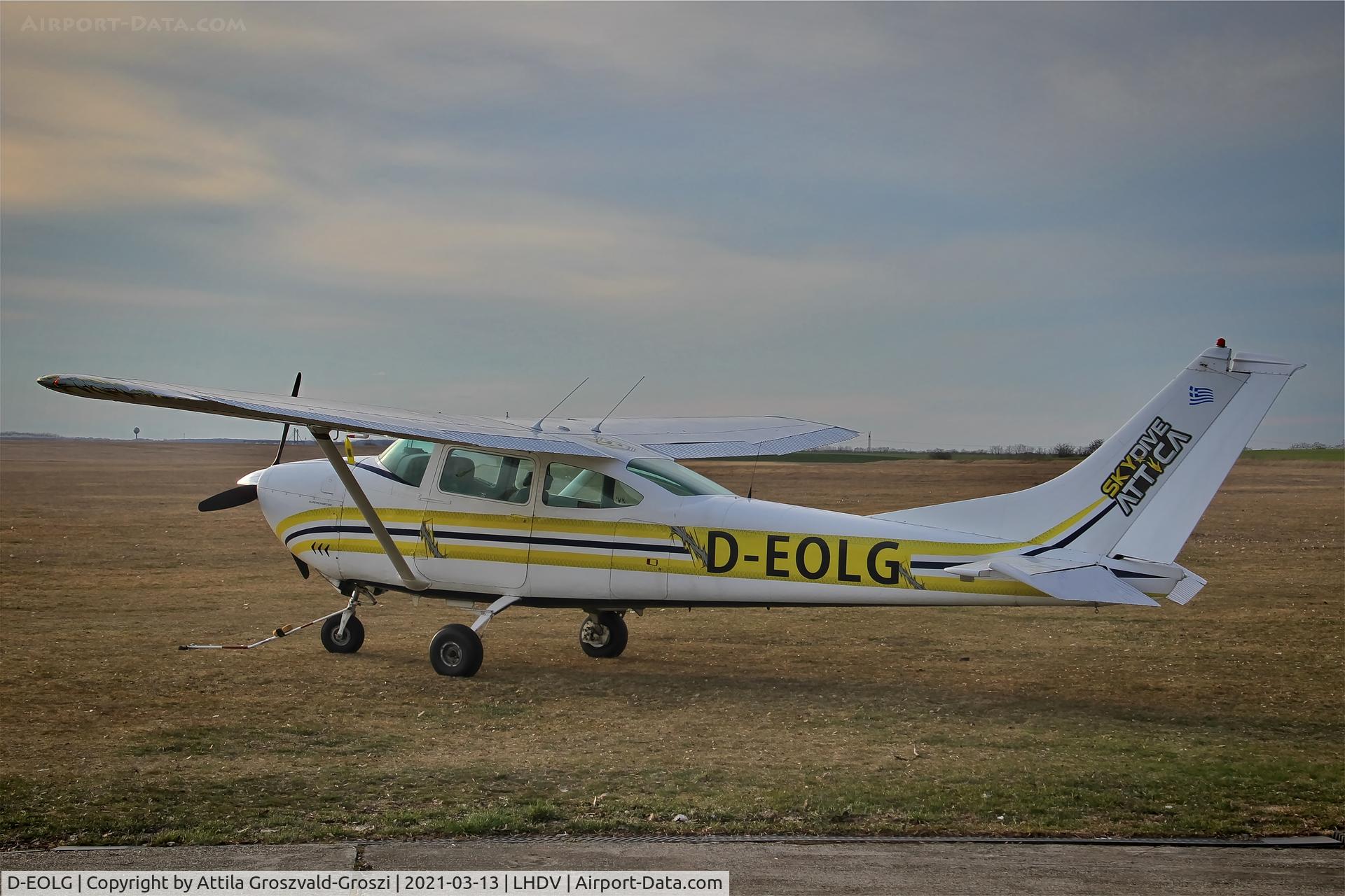 D-EOLG, 1973 Cessna 182L Skylane C/N 18258630, LHDV - Dunaújváros-Kisapostag Airport, Hungary