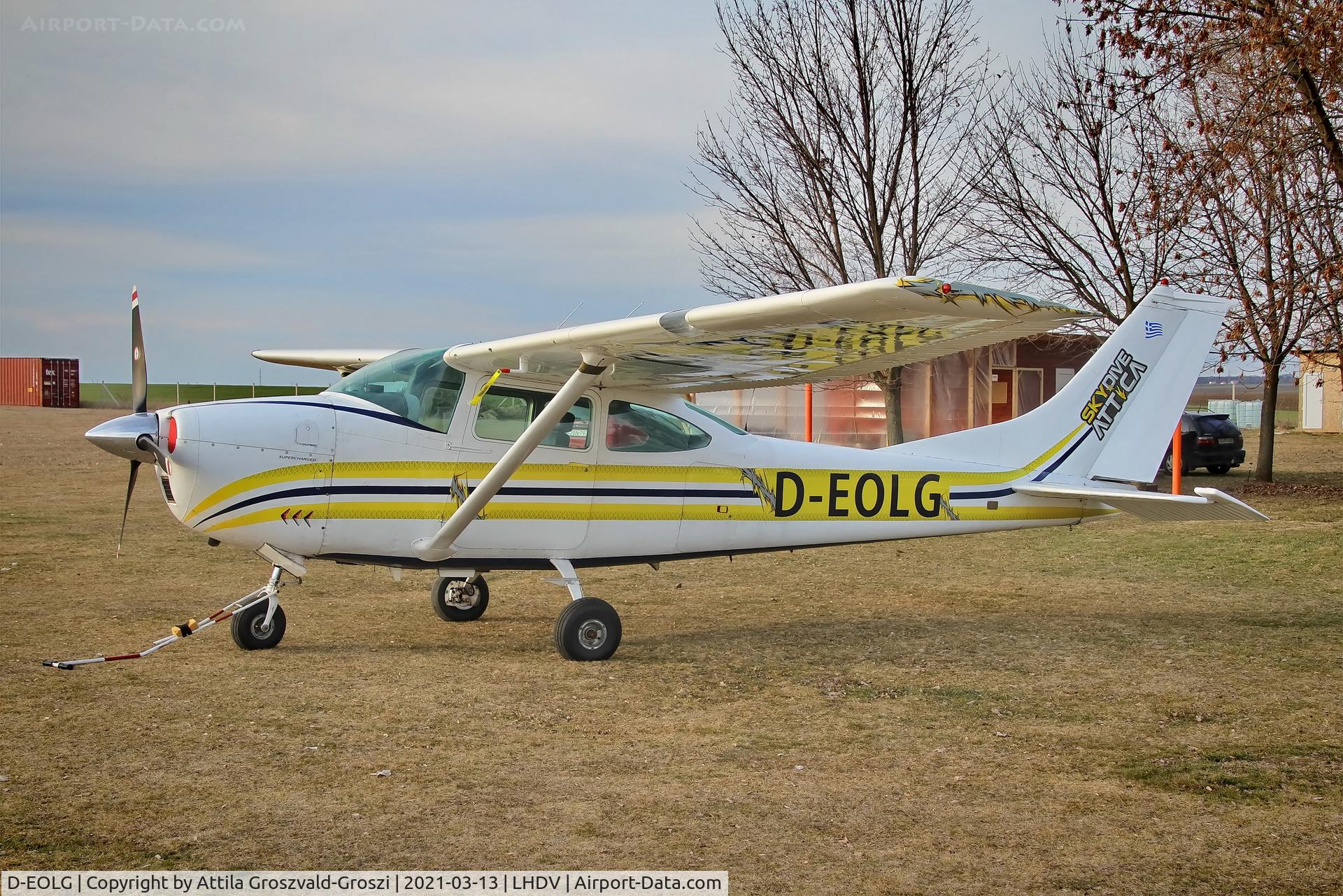 D-EOLG, 1973 Cessna 182L Skylane C/N 18258630, LHDV - Dunaújváros-Kisapostag Airport, Hungary