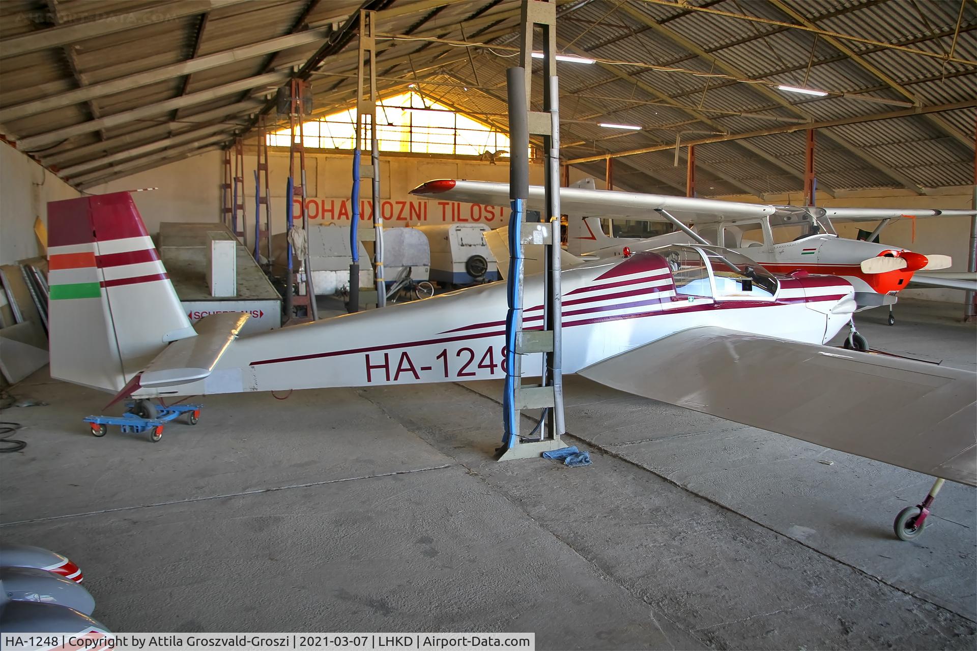 HA-1248, 1979 Scheibe SF-25C Falke C/N 4223, LHKD - Kecskéd Airport, Hungary