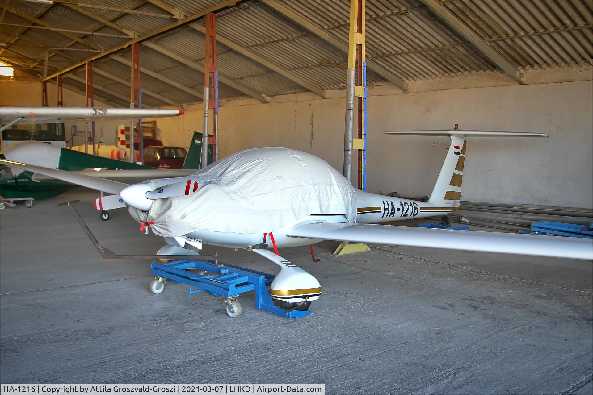 HA-1216, 1984 Hoffmann H-36 Dimona C/N 3666, LHKD - Kecskéd Airport, Hungary