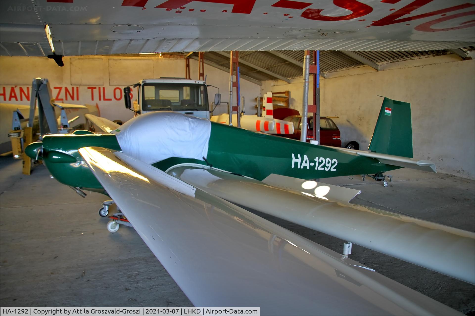 HA-1292, Scheibe SF-25B Falke C/N 46216, LHKD - Kecskéd Airport, Hungary