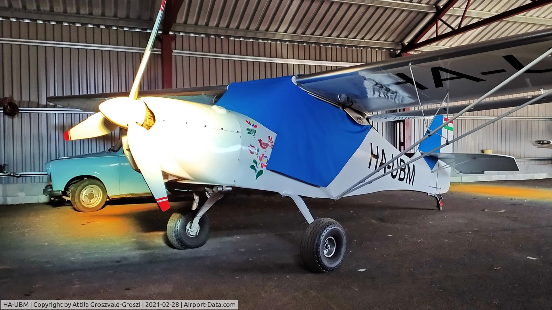HA-UBM, 2004 Apollo Fox C/N 270904, Tótvázsony Airport - Kövesgyürpuszta, Hungary