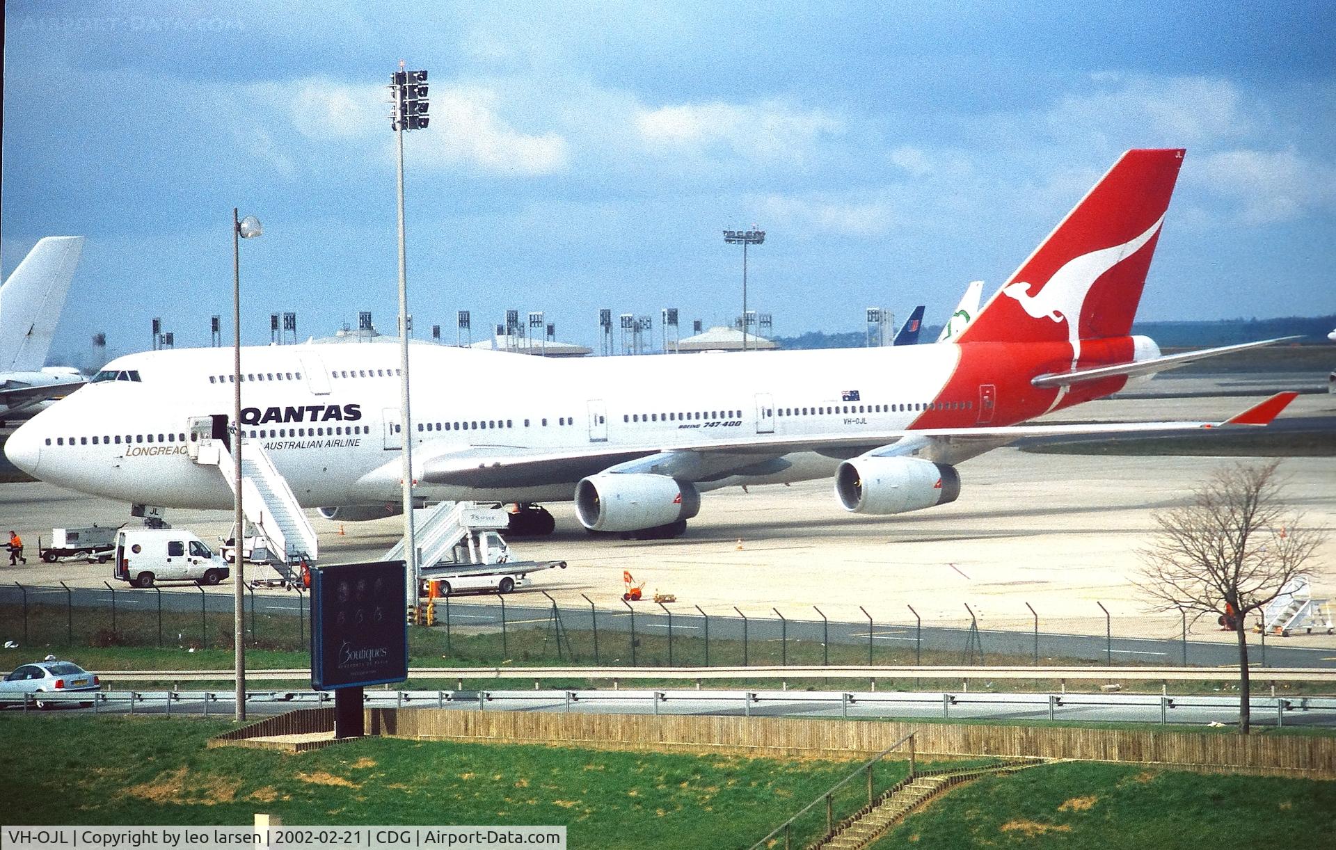 VH-OJL, 1991 Boeing 747-438 C/N 25151, Paris Charles de Gaulle 21.2.2002