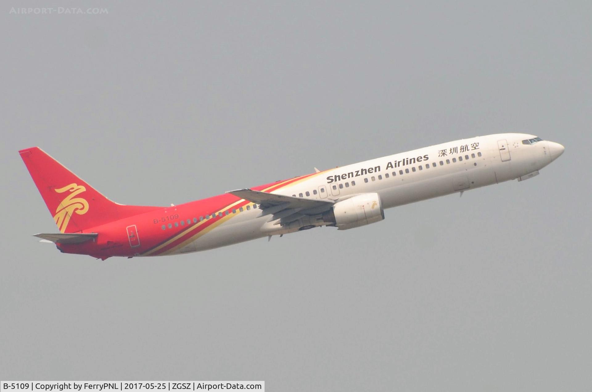 B-5109, 2005 Boeing 737-97L C/N 33649, Shenzhen B739 lifting-off