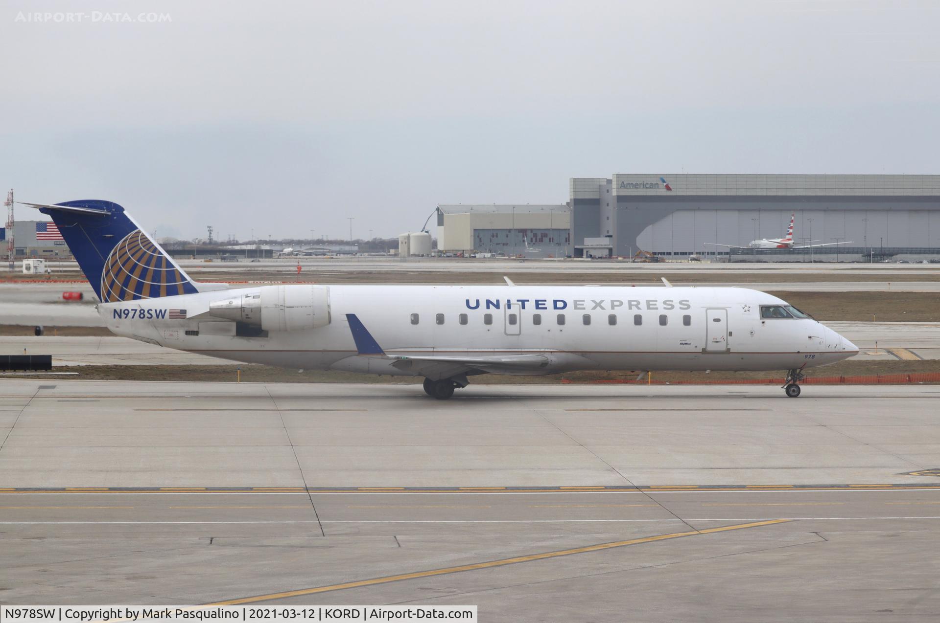 N978SW, 2004 Bombardier CRJ-200ER (CL-600-2B19) C/N 7953, CL-600-2B19