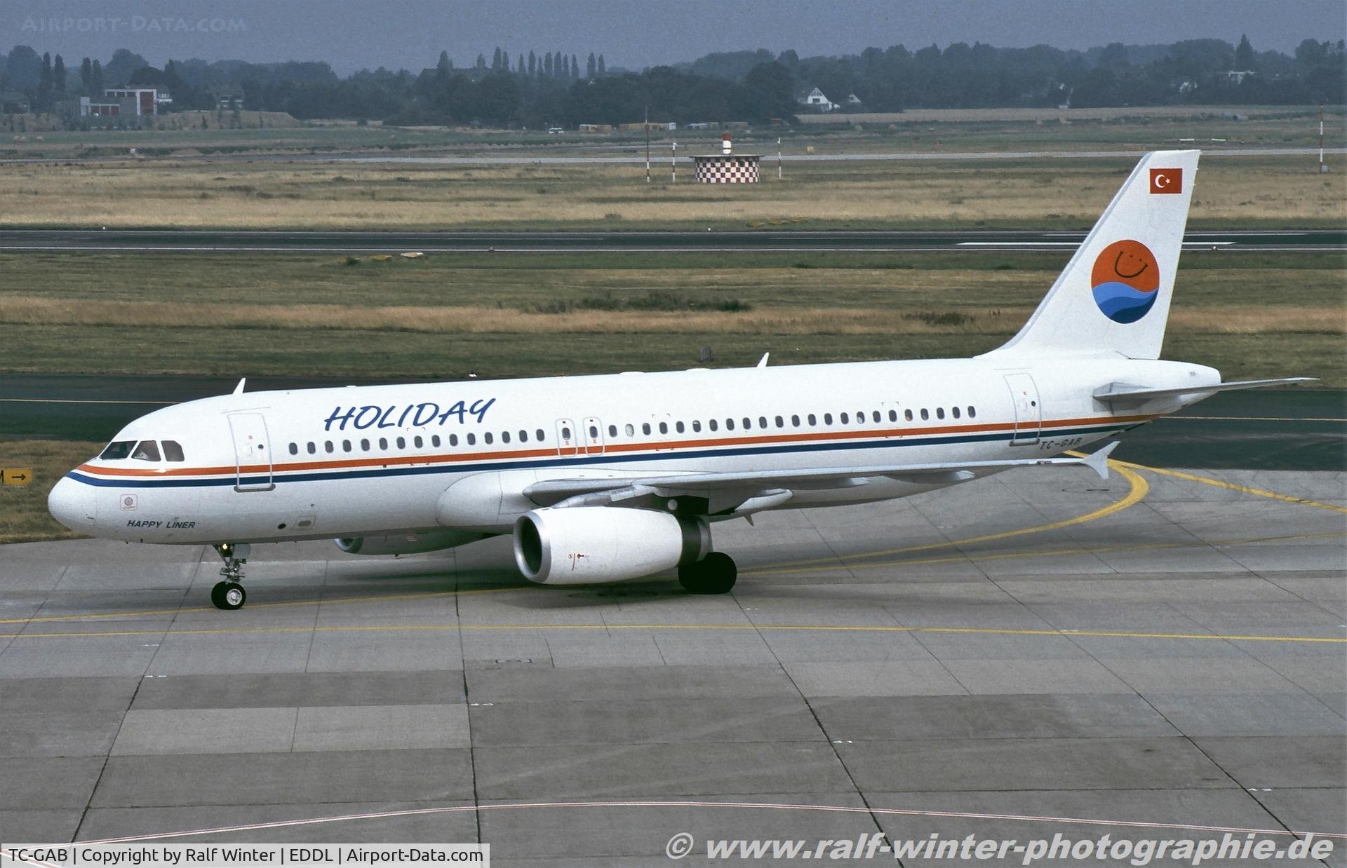 TC-GAB, 1991 Airbus A320-231 C/N 280, Airbus A320-231 5Q HLD Holiday Air - 280 - TC-GAB - 04.1997 - DUS