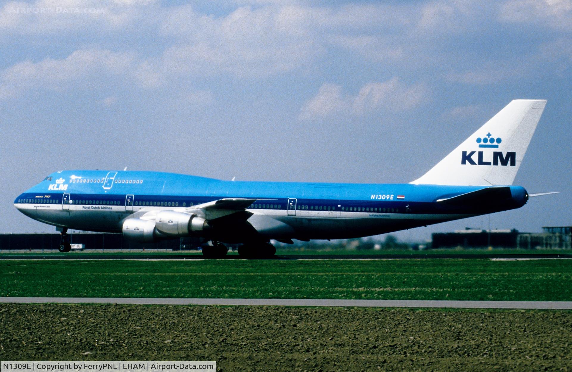 N1309E, 1981 Boeing 747-206B (SUD) C/N 22380, KLM B743 (converted 742) departing AMS