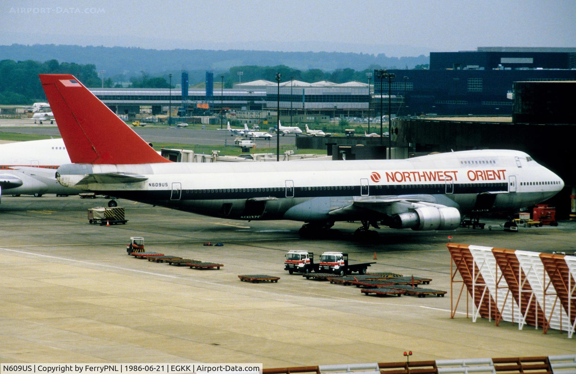 N609US, 1970 Boeing 747-151 C/N 19786, Northwest B741 at its gate in LGW