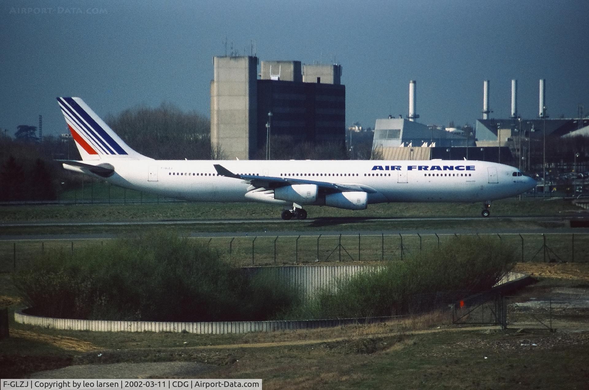 F-GLZJ, 1997 Airbus A340-313X C/N 186, Charles de Gaulle 11.3.2002